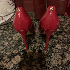 Michael Kors Shoes - Michael Kors Red Pump Michael Kors Shoes - Michael Kors Red Pump